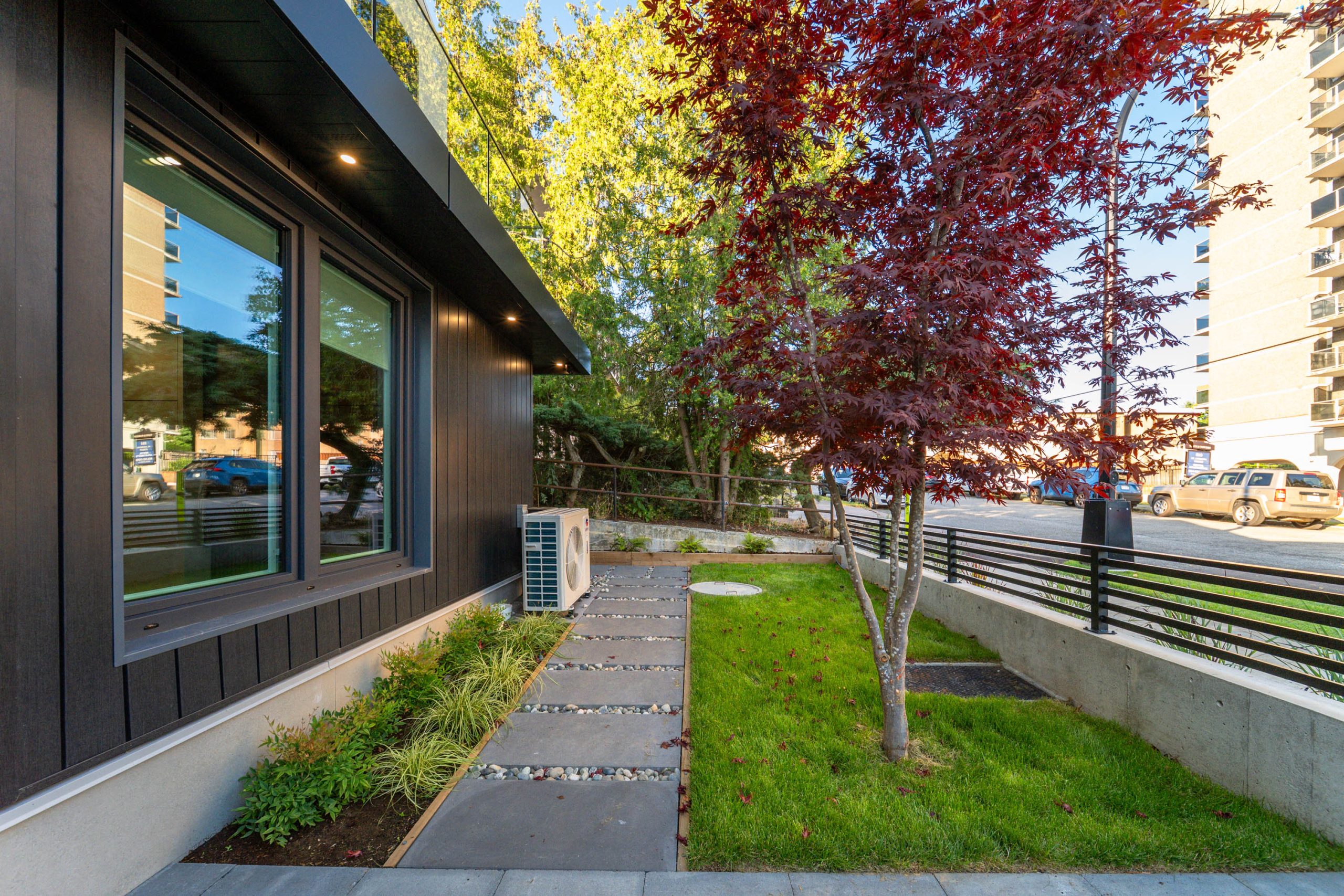 2-817-St.Andrew-st-web-2