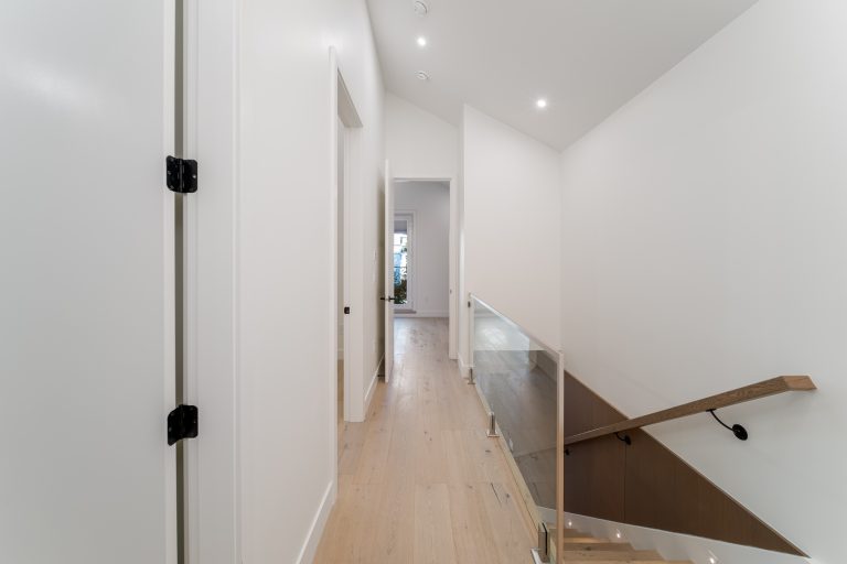 2-817-St.Andrew-st-web-25